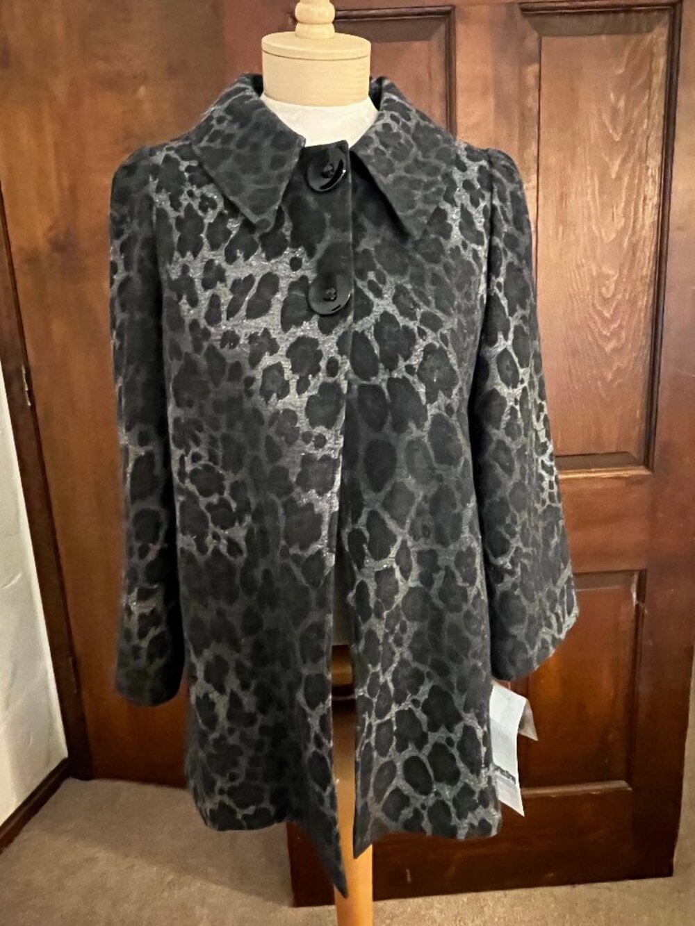 NWT Charles Gray London Black Leopard Jacquard Swing Coat Jacket, Small